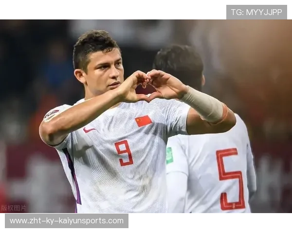 辛纳底线对攻封堵德约,挺进澳网男单决赛彰显接班人实力